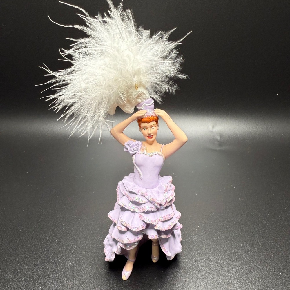 Hallmark "Lucy Gets in Pictures" I Love Lucy‎ Ornament 1999